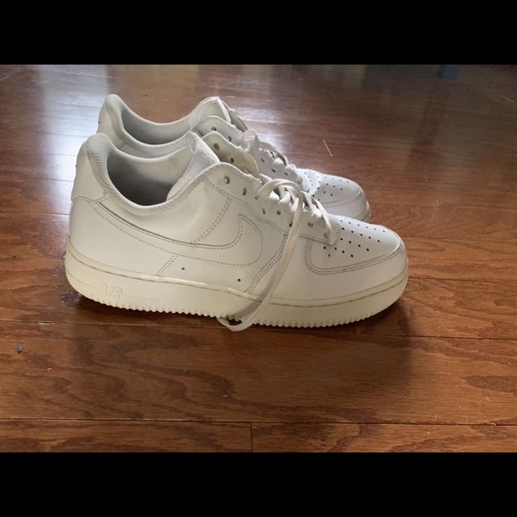 Nike Air Force 1 - Picture 2 of 4